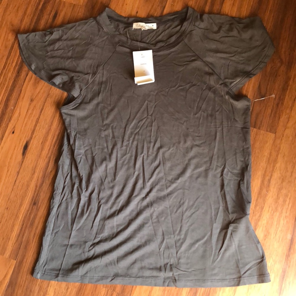 Super cute brand new with tags top